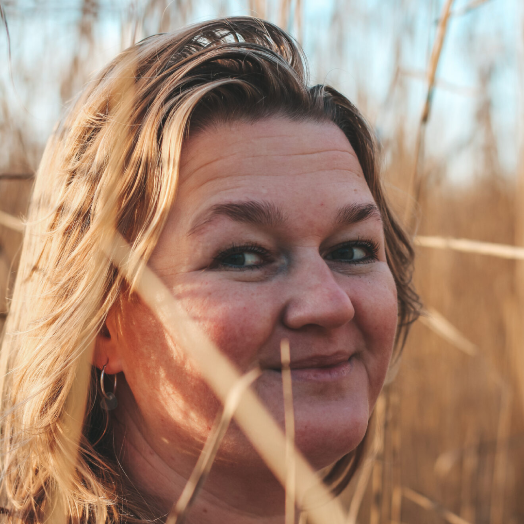 Joyce Mol